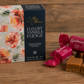 Roses Luxury Vanilla Fudge - in geschenkdoos 170 gram (binnenkort leverbaar)